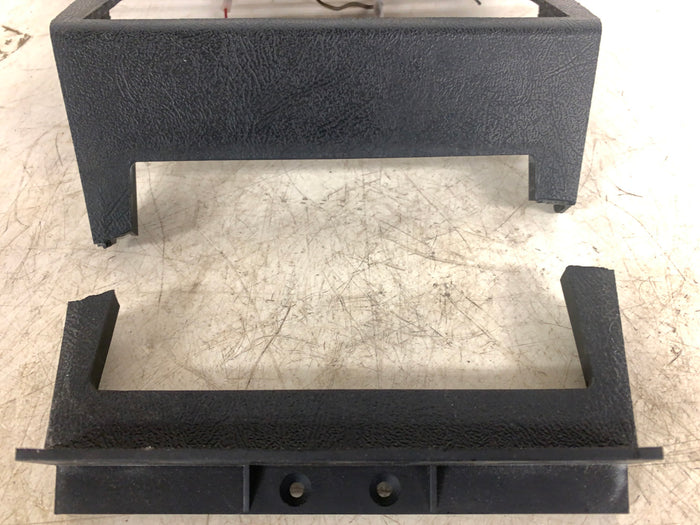 BMW E21 316i 318i 320i 323i Center Console Dash Cover 51161872831 *Damaged*