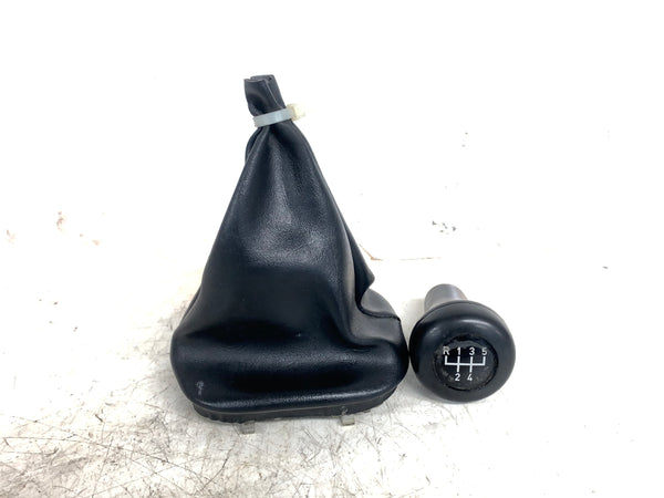 BMW E21 320i 323i 318i 5 Speed Manual Transmission Shift Knob & Shift Boot