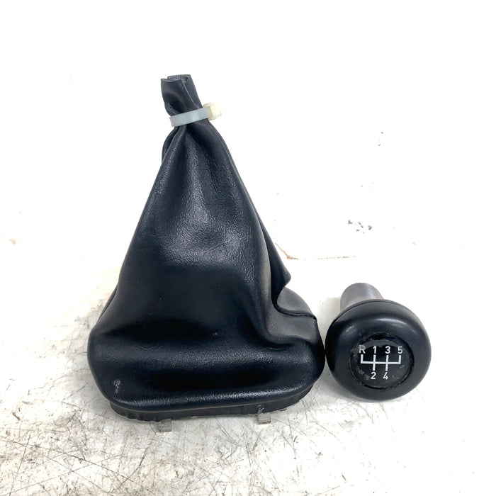 BMW E21 320i 323i 318i 5 Speed Manual Transmission Shift Knob & Shift Boot