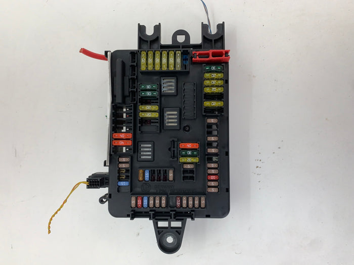 BMW F30 F32 F31 F33 F34 F36 3 & 4 Series Trunk Power Distribution Fuse Box 9261110