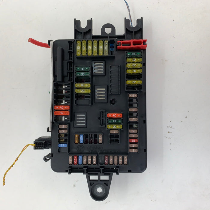 BMW F30 F32 F31 F33 F34 F36 3 & 4 Series Trunk Power Distribution Fuse Box 9261110