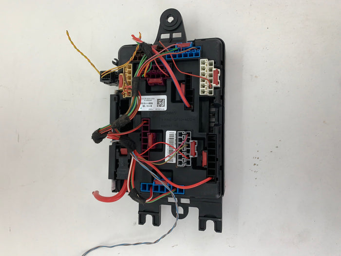 BMW F30 F32 F31 F33 F34 F36 3 & 4 Series Trunk Power Distribution Fuse Box 9261110