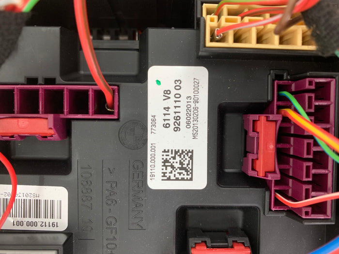 BMW F30 F32 F31 F33 F34 F36 3 & 4 Series Trunk Power Distribution Fuse Box 9261110