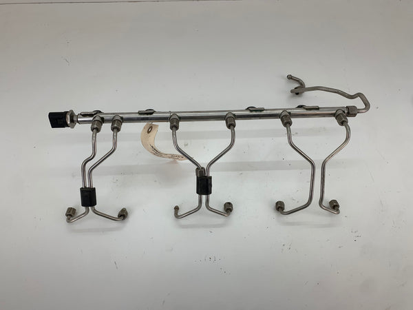 BMW F30 F32 F33 F34 F36 335i 435i N55 Fuel Rail & Lines 7828049