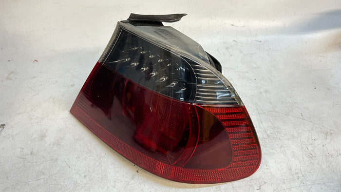 BMW E46 M3 330Ci 325Ci Coupe LCI Rear Clear LED Tail Light Right 6920700
