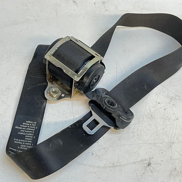 BMW E46 M3 330ci 328ci 325ci 323ci Coupe Right/Passenger Side Front Seatbelt 7068852