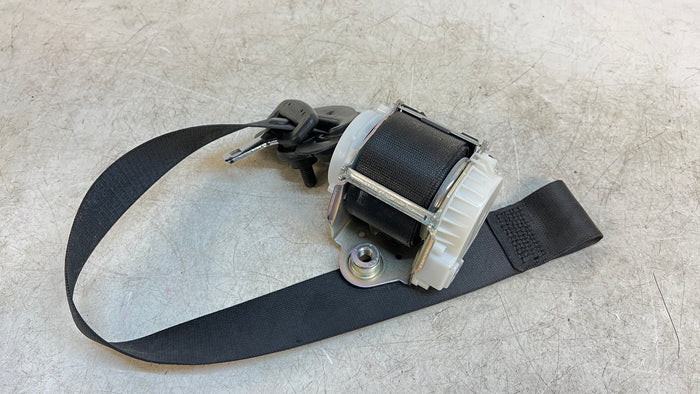 BMW E92 3 Series Right/Passenger Side Front Seatbelt 9114284