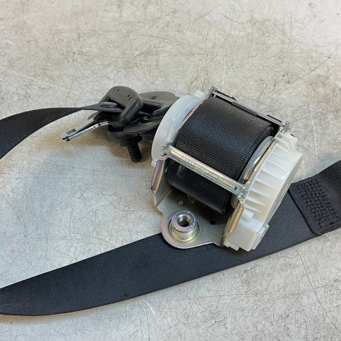 BMW E92 3 Series Right/Passenger Side Front Seatbelt 9114284