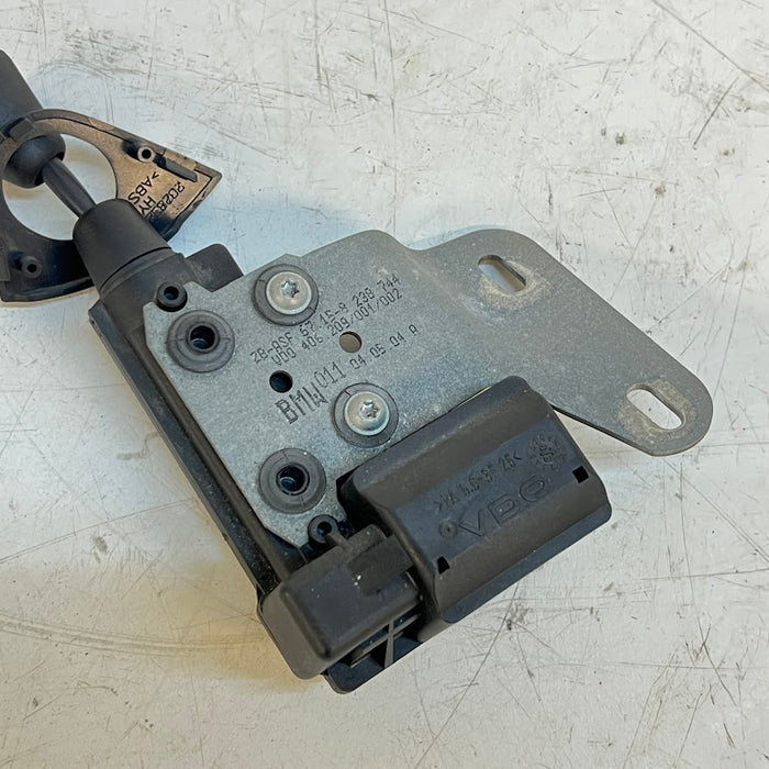 BMW E46 M3 Coupe Right/Passenger Side Rear Vent Window Regulator Motor 8238744