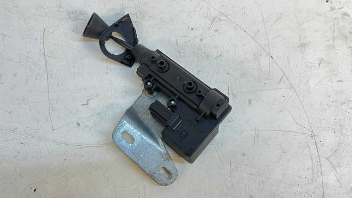 BMW E46 M3 Coupe Right/Passenger Side Rear Vent Window Regulator Motor 8238744
