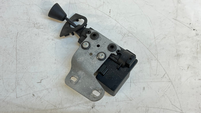 BMW E46 M3 Coupe Left/Driver Side Rear Vent Window Regulator Motor 8238743