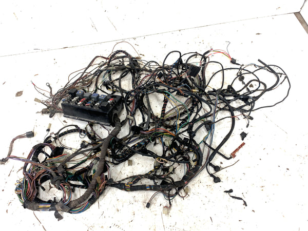BMW E21 320i M10 Fuse Box Chassis Wiring Harness 61131369605 *DAMAGED*