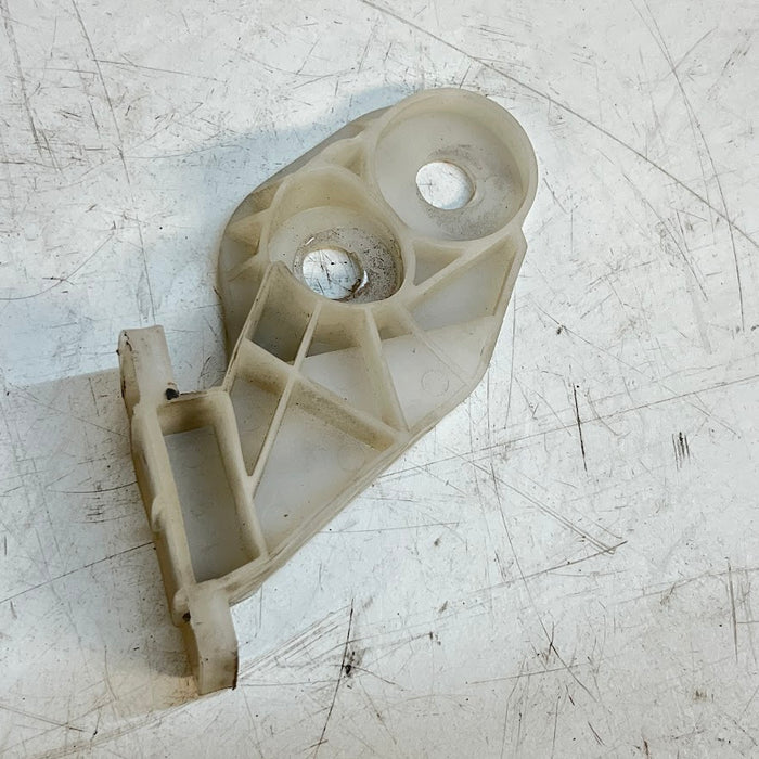 BMW E46 M3 Right/Passenger Side Front Bumper Bracket 8195296