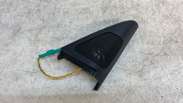 BMW E92/E93 Top Hifi/Logic 7 Front Door Tweeter & Trim Right 6964013/7184198