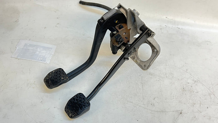 BMW E46 M3 Manual Transmission Clutch/Brake Pedal Assembly 1163870