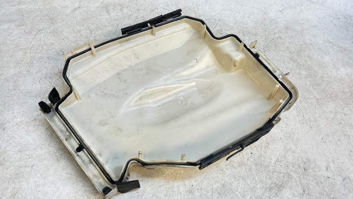 BMW E9X Engine DME/ECU Box Cover 7544575