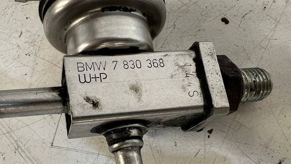 BMW E46 M3 S54 Engine Fuel Pressure Regulator 7830368