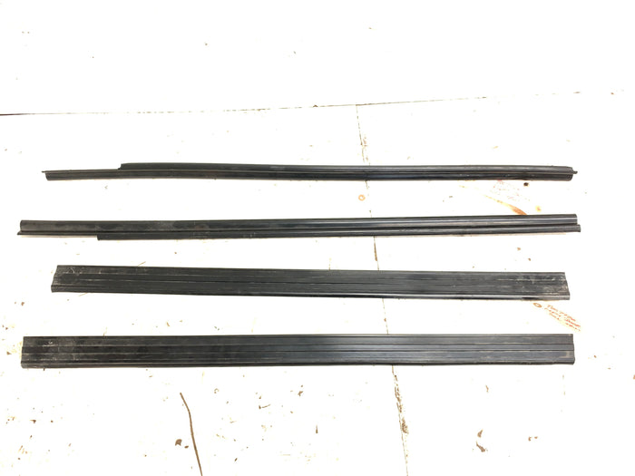 BMW E21 320i 323i 318i Left/Right Door Sill Trims