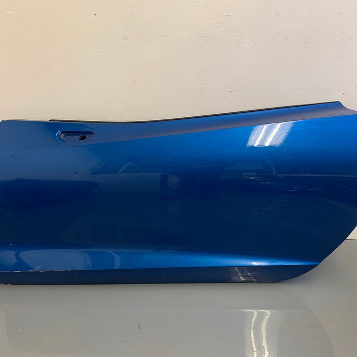 Chevrolet C7 Corvette Left/Driver Side Door Laguna Blue Tintcoat (G7H) 23462077 *DAMAGED*
