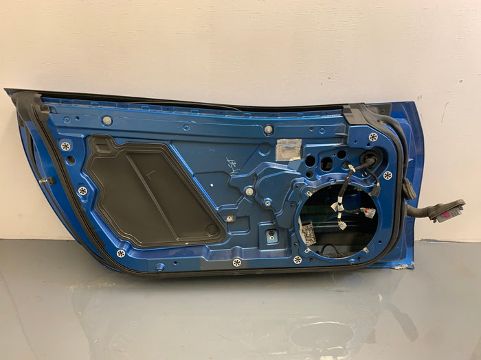 Chevrolet C7 Corvette Left/Driver Side Door Laguna Blue Tintcoat (G7H) 23462077 *DAMAGED*