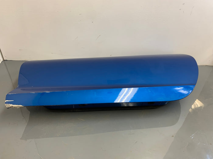 Chevrolet C7 Corvette Left/Driver Side Door Laguna Blue Tintcoat (G7H) 23462077 *DAMAGED*