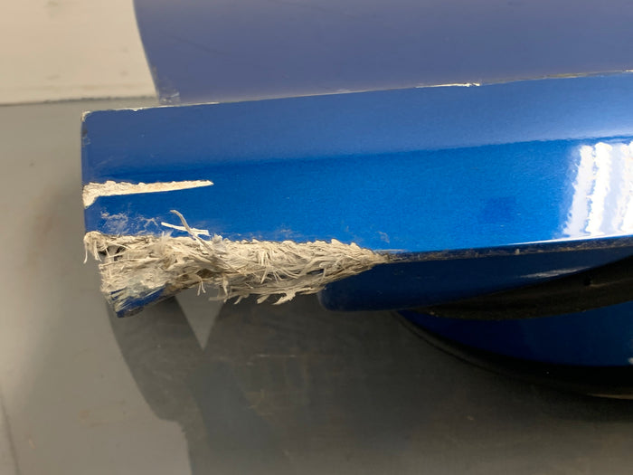 Chevrolet C7 Corvette Left/Driver Side Door Laguna Blue Tintcoat (G7H) 23462077 *DAMAGED*