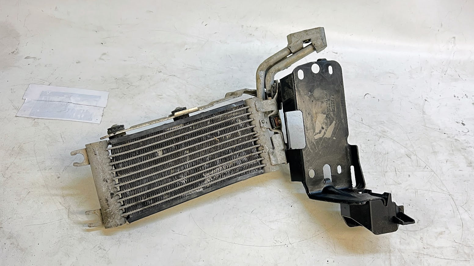 Bmw E90 E92 E93 M3 335i S65 N55 N54 Engine Oil Cooler 7521376 – Proper 