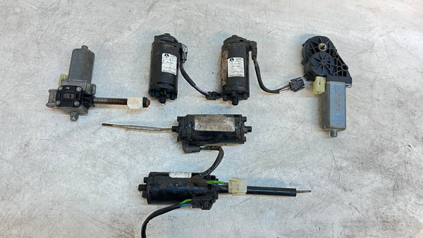 BMW E36 Z3 M 3.0 Roadster Coupe Power Seat Motors Set 67318398810 / 67318398809