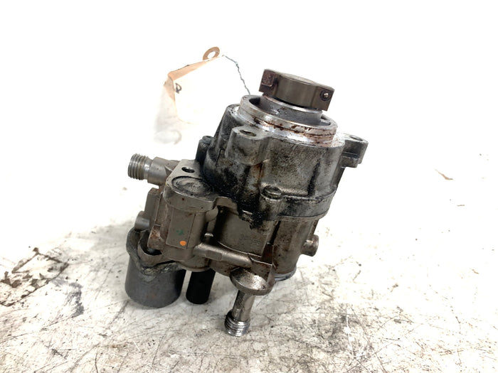 BMW E82 E88 135I High Pressure Fuel Pump 7594943