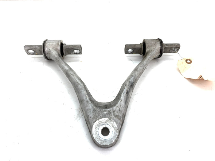 Chevrolet C7 Corvette Right/Left Side Front Upper Control Arm 23158030