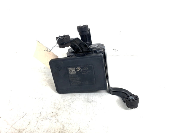 BMW F32 435xi ABS Pump 6861376