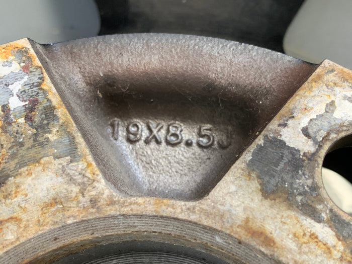 2015 Chevrolet Corvette C7 Front Aftermarket Wheels Pair 19 x 8.5