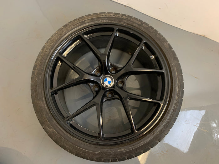 2015 Chevrolet Corvette C7 Front Aftermarket Wheels Pair 19 x 8.5