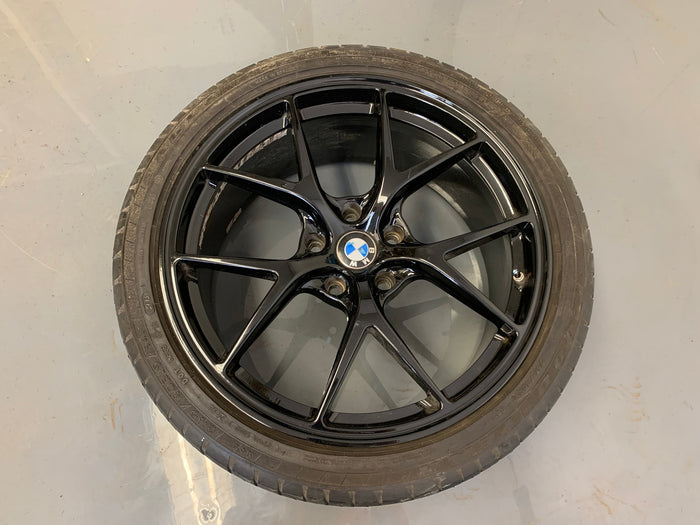 2015 Chevrolet Corvette C7 Front Aftermarket Wheels Pair 19 x 8.5