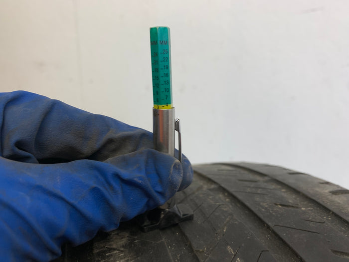 2015 Chevrolet Corvette C7 Front Aftermarket Wheels Pair 19 x 8.5