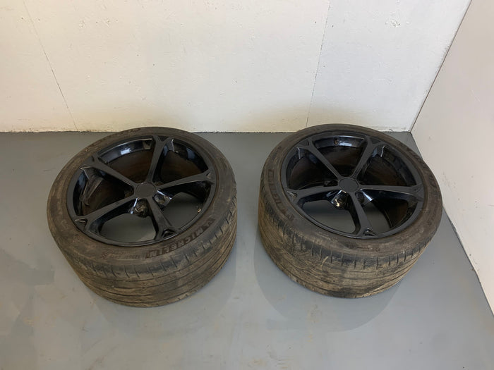 2015 Chevrolet Corvette C7 Rear Aftermarket Wheels Pair 19in x 12in *Damaged*