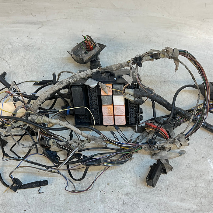 BMW E30 Front Left Chassis Wiring Harness Cut & Relay Fuse Box 61131370763