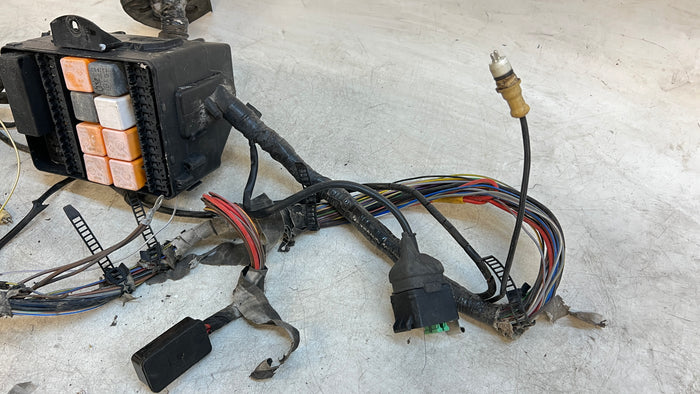 BMW E30 Front Left Chassis Wiring Harness Cut & Relay Fuse Box 61131370763