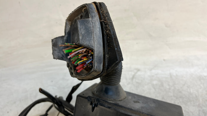 BMW E30 Front Left Chassis Wiring Harness Cut & Relay Fuse Box 61131370763