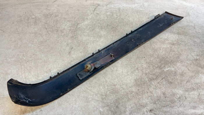 BMW E30 3 Series Late Model Rear Right Bumper Trim 1945928 *DAMAGED*