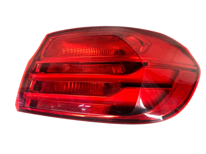 BMW F33 F32 F36 4 Series Pre-LCI Right/Passenger Side Outer Tail Light 7296100