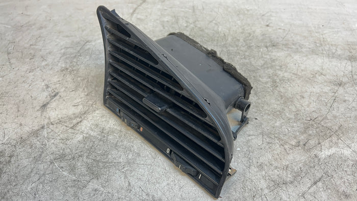 BMW E36 3 Series Center Dashboard HVAC Air Vent 8363533