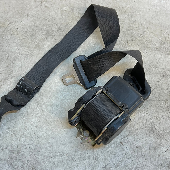 BMW E30 3 Series Sedan/Wagon Right/Passenger Side Front Seat Belt 1972068