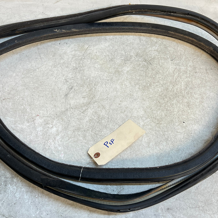 BMW E30 3 Series Sedan Front Right Door Seal/Gasket/Edge Protection 51711906960