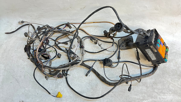 BMW E30 318i/318is M42 Engine Wiring Harness & Fuse Box 12511724302/61131370763