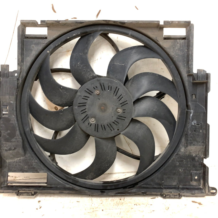 BMW F32 F31 F30 F33 F34 F36 4 & 3 Series M Sport Radiator Cooling Fan 850W 7640513/7608409