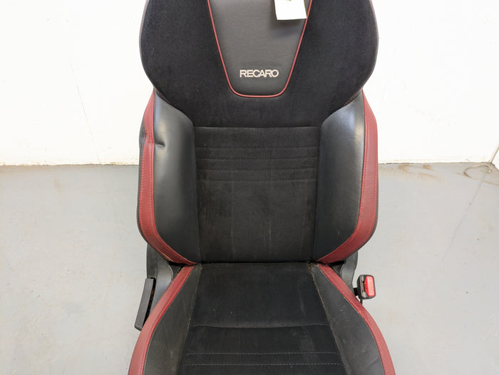 Subaru VA WRX STI Right/Passenger Side Front Recaro Seat *DAMAGED*