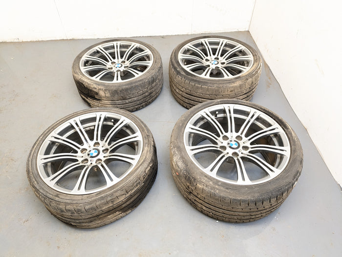 BMW E92 E93 E90 M3 Style 220M Wheel Set 2283556/2283555