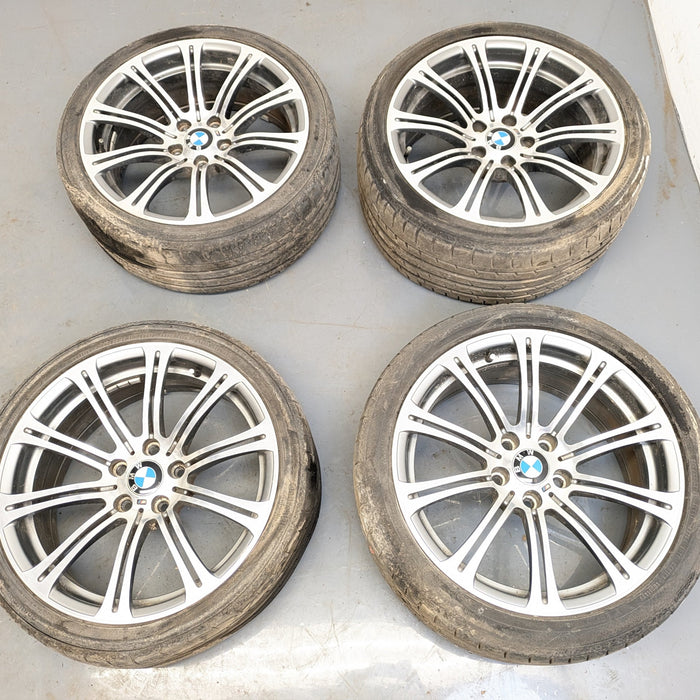 BMW E92 E93 E90 M3 Style 220M Wheel Set 2283556/2283555