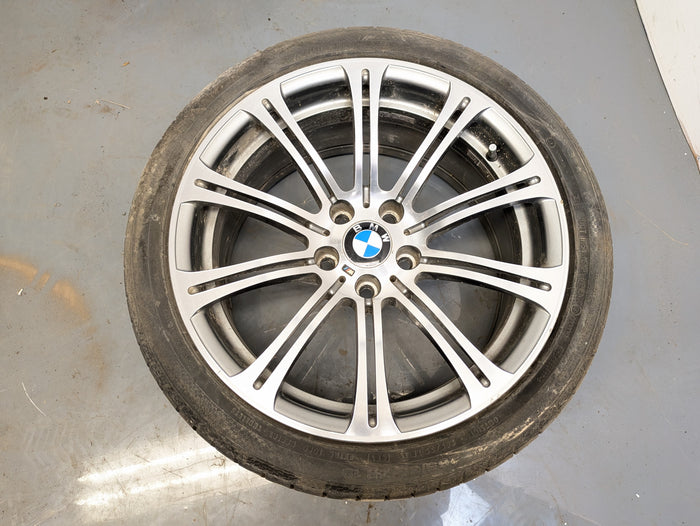 BMW E92 E93 E90 M3 Style 220M Wheel Set 2283556/2283555